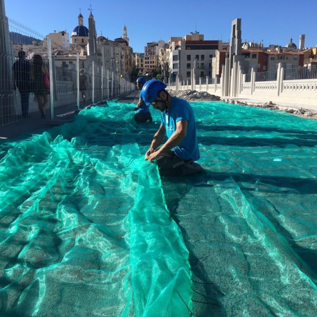 COLOCACIÓN DE REDES DE SEGURIDAD EN EL PUENTE DE SAN JORGE