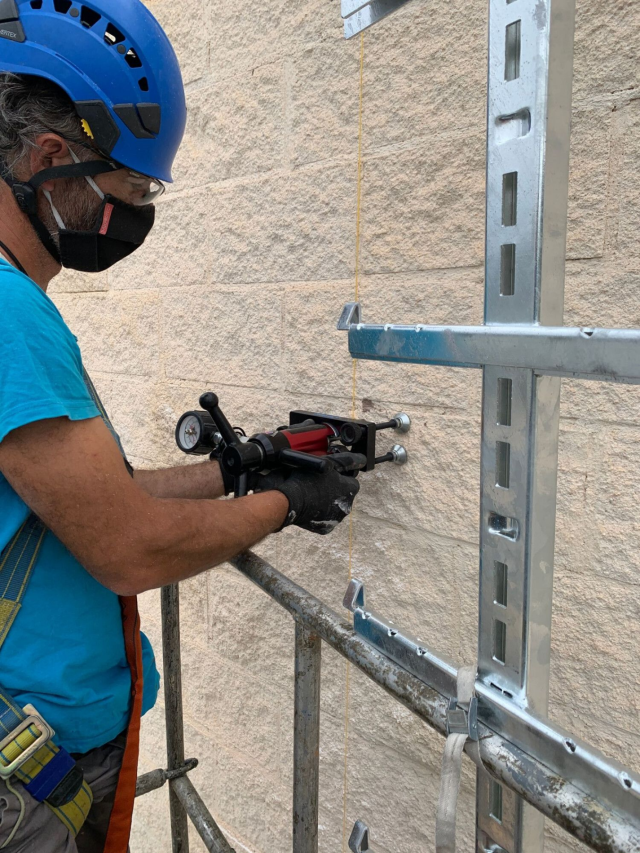 Escaleras para naves industriales