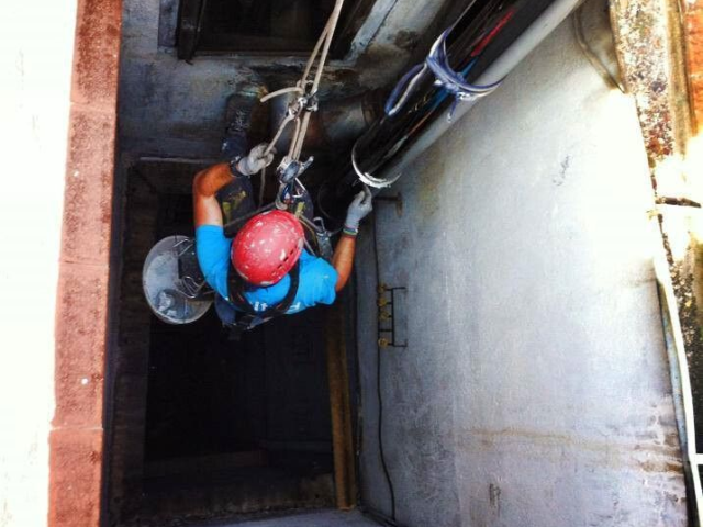 EXTRACCIONES DE HUMOS Y CHIMENEAS