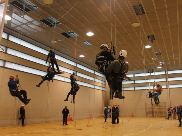 III JORNADA DE PRÁCTICAS Y SIMULACROS DE AUTORRESCATE