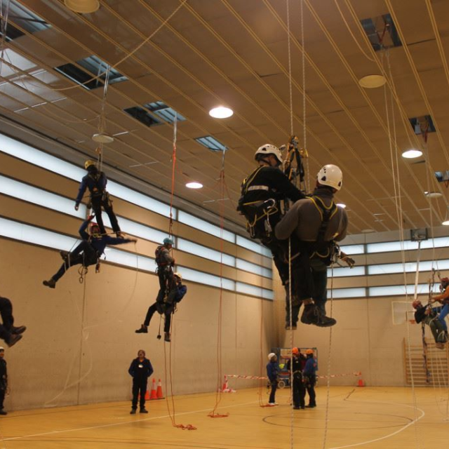 III JORNADA DE PRÁCTICAS Y SIMULACROS DE AUTORRESCATE