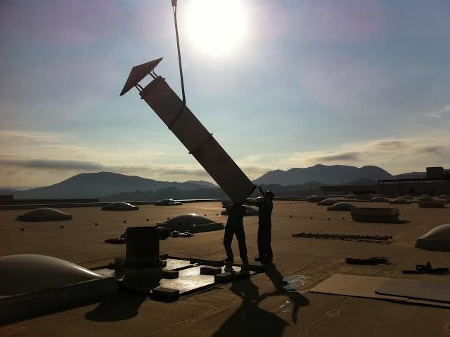 MANTENIMIENTO INDUSTRIAL: LIMPIEZA DE EXTRACCIÓN DE HUMOS.