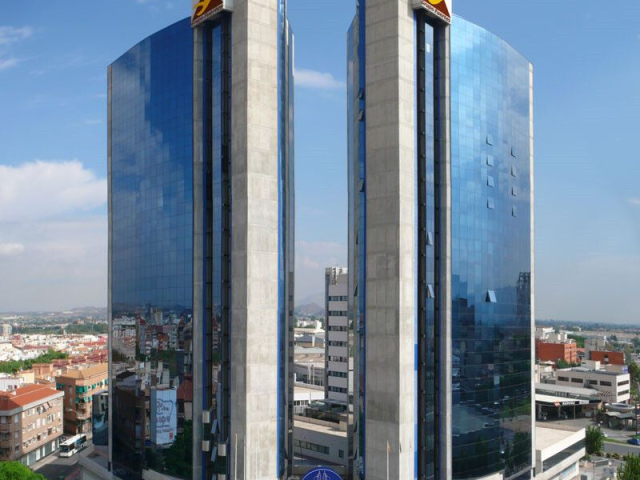 REDES DE PROTECCION EDIFICIO URBAN CENTER