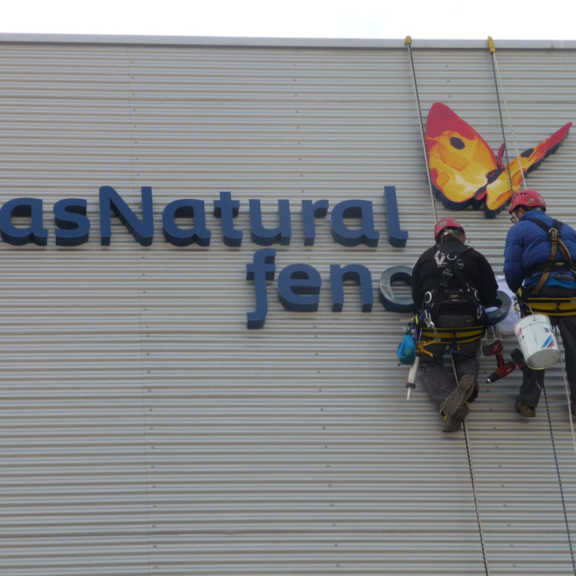 TRABAJO PARA GAS NATURAL EN BADALONA