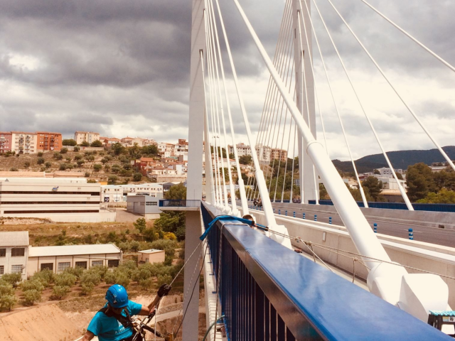 TRABAJOS DE APOYO EN EL PUENTE DE FERNANDO REIG