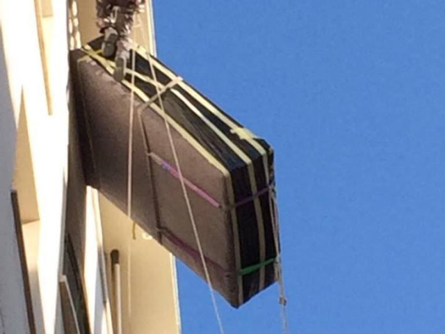 UN JACUZZI EN MI FACHADA