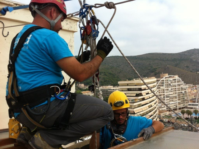 UTILIZACIÓN DE POLIPASTOS EN EL TRABAJO