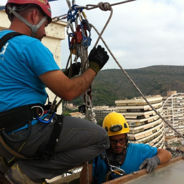 UTILIZACIÓN DE POLIPASTOS EN EL TRABAJO
